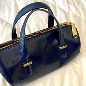 Blue shoulder bag brahmin, used only twice, looks like new!